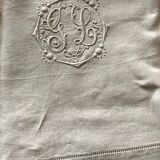 Draps ancien monogramme en broderie blanche