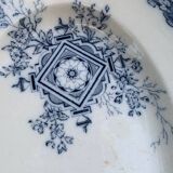 Large earthenware serving dish, cartridge model, sarreguemines, U & C, made in France, earthenware