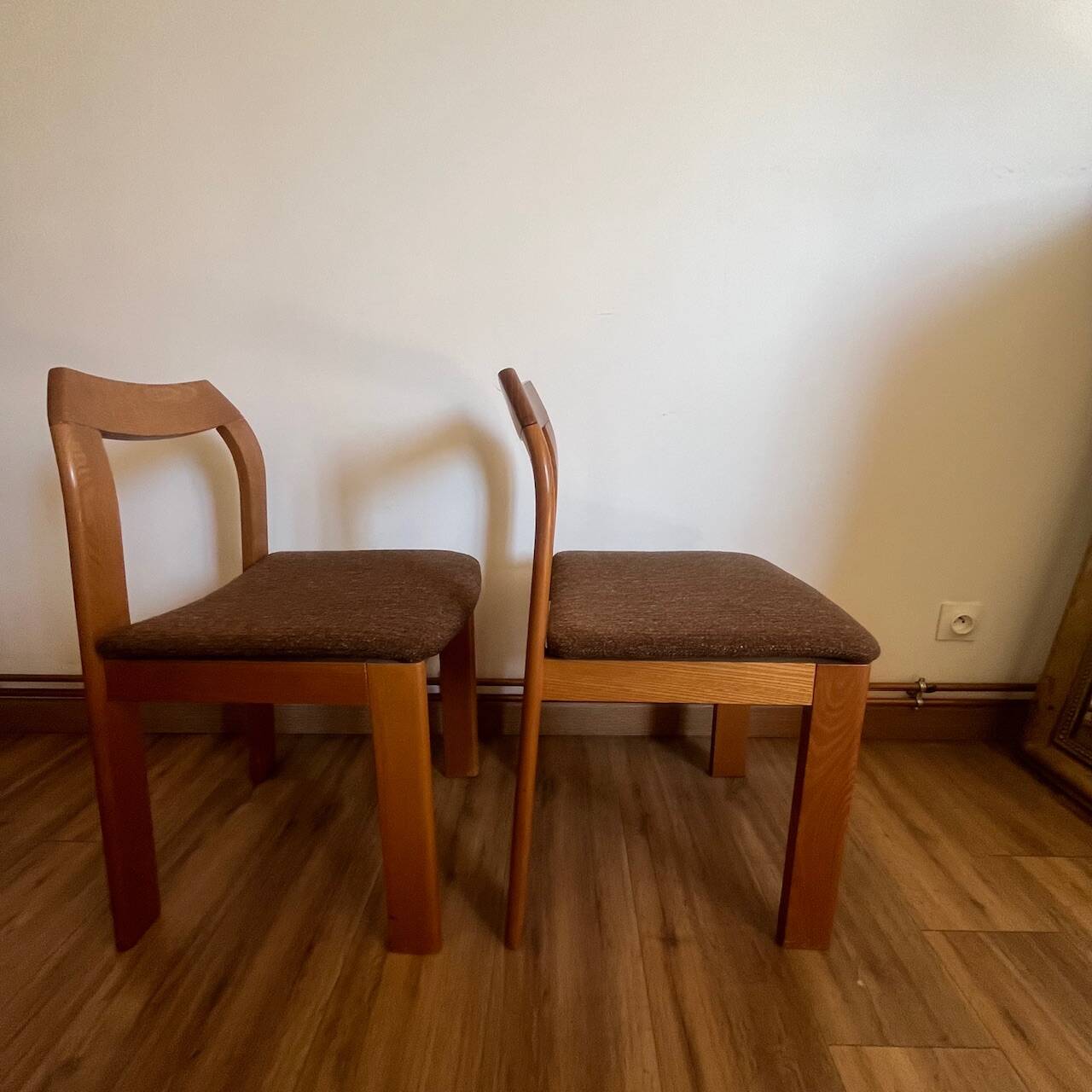 2 wooden chairs