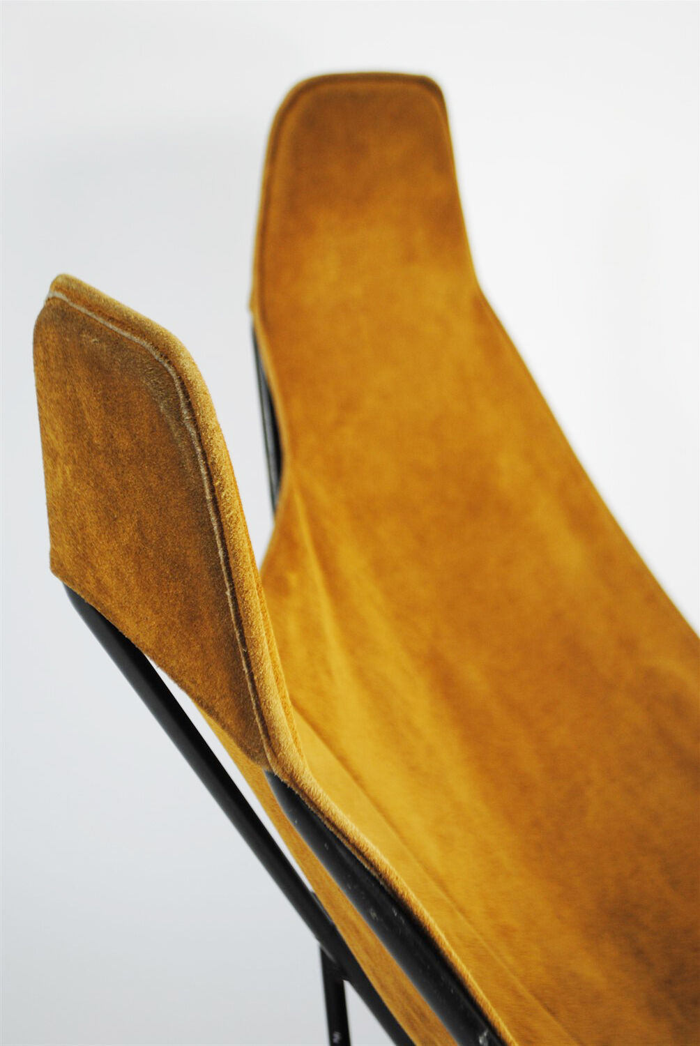 Hardoy suede butterfly chair