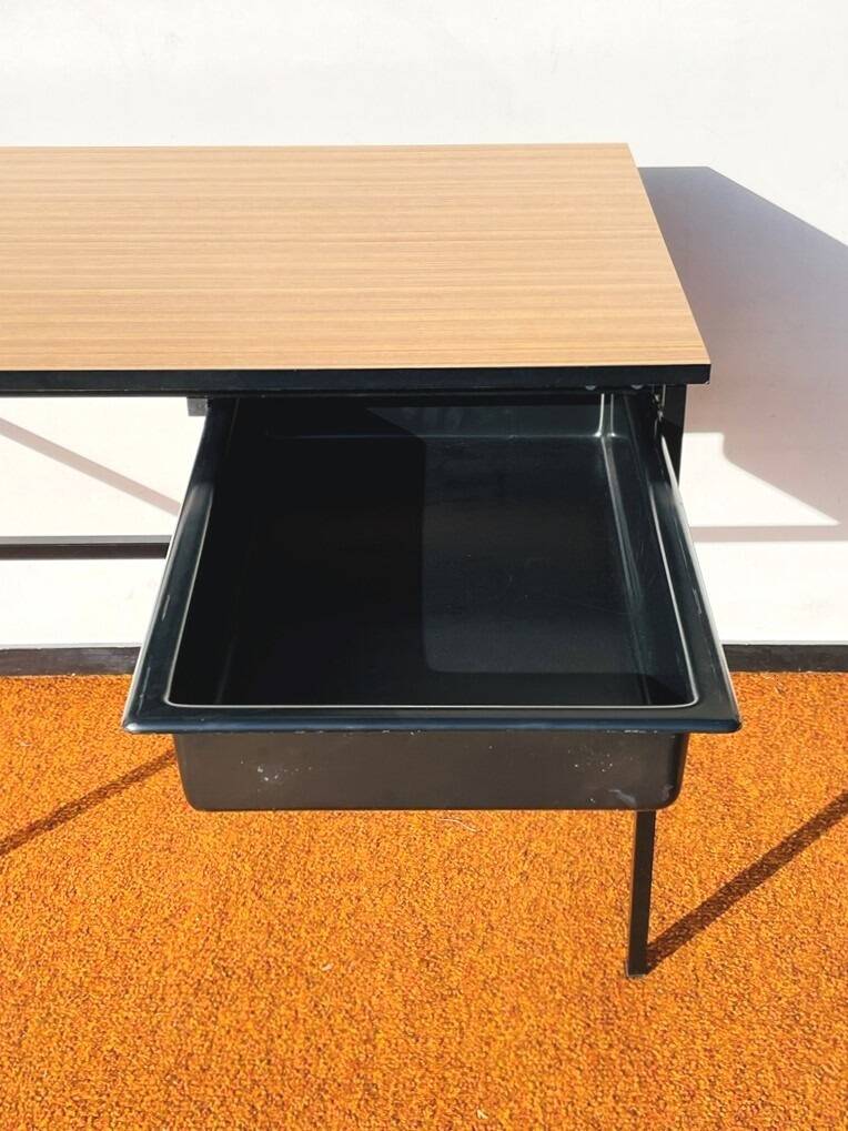 Junior desk by pierre guariche for meurop. vintage 60s desk.