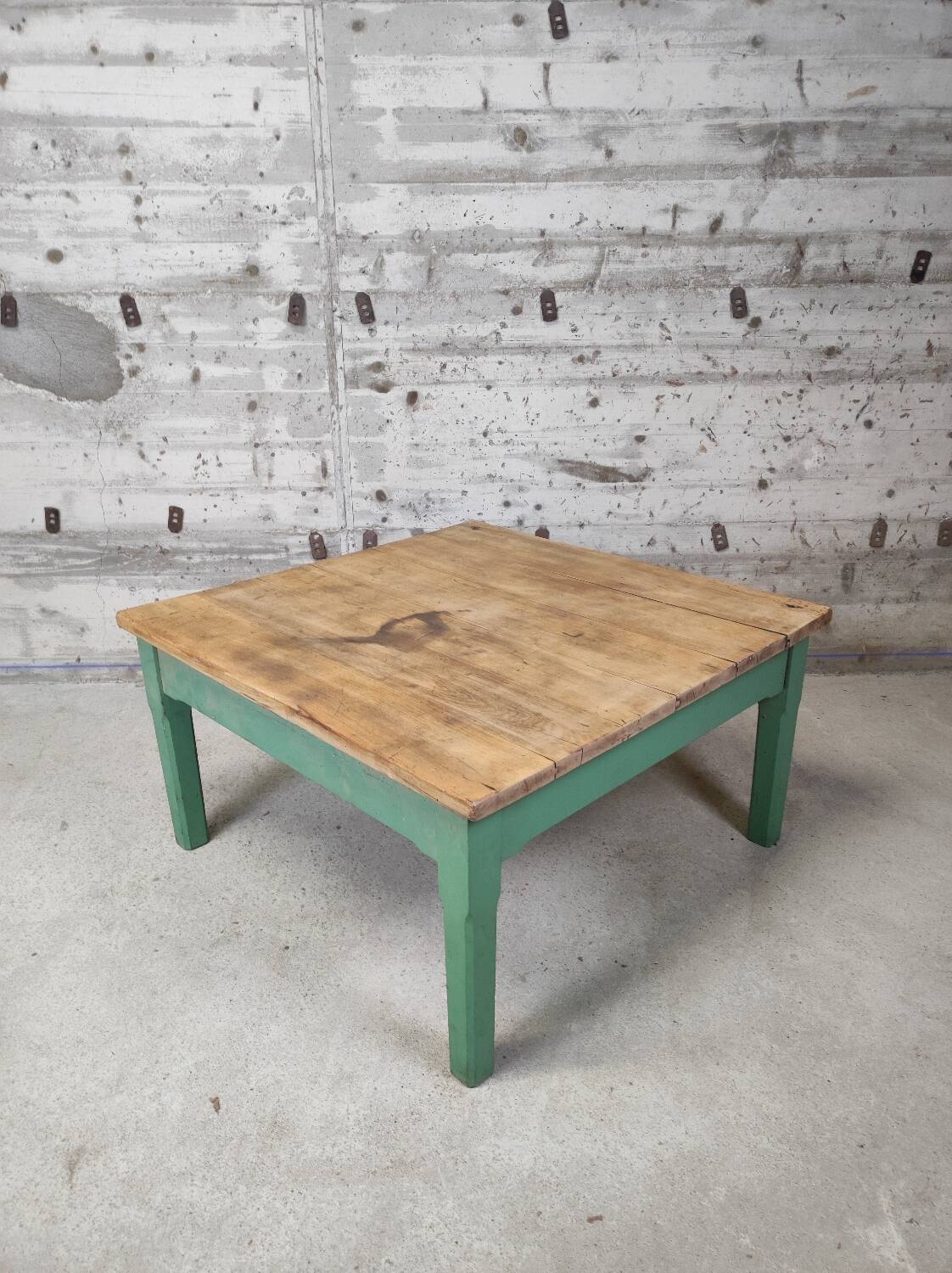 Table basse de ferme carré