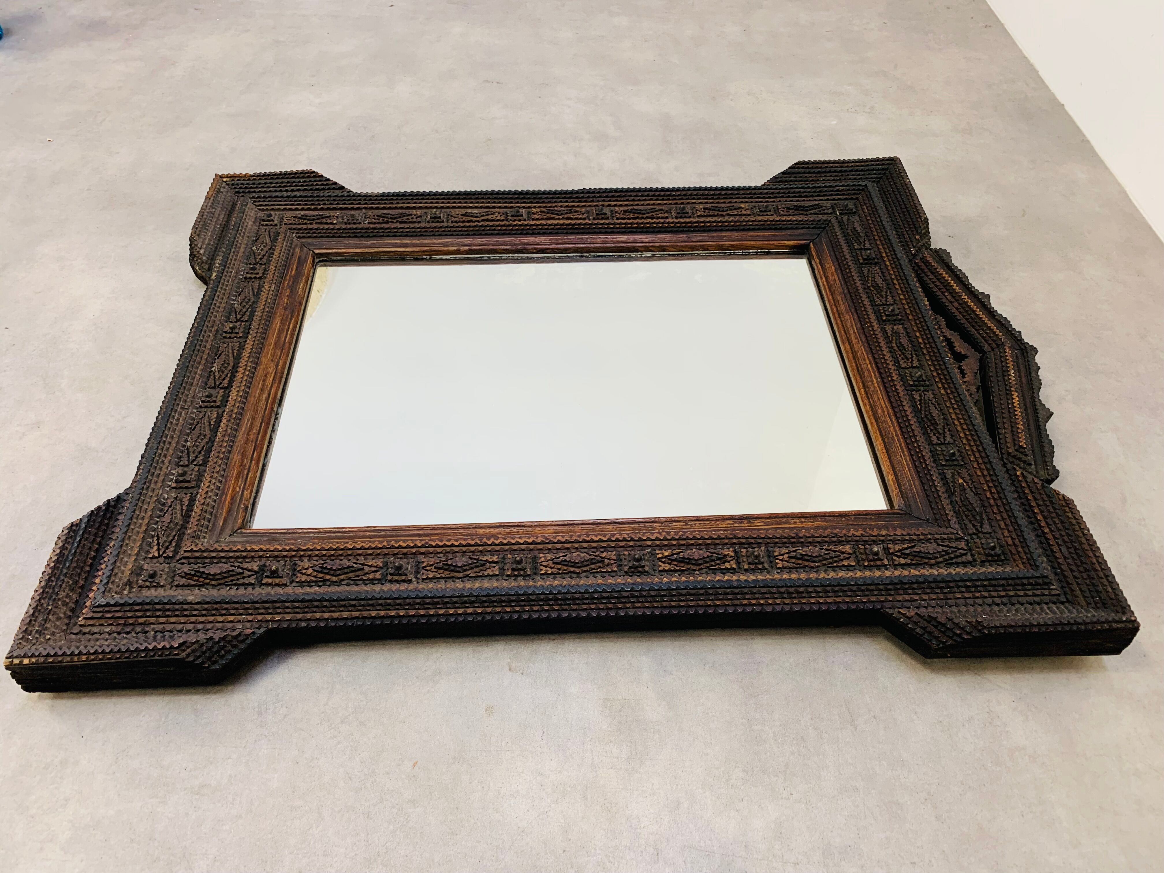 Mirror "tramp art" folk art 103 x 76 cm.