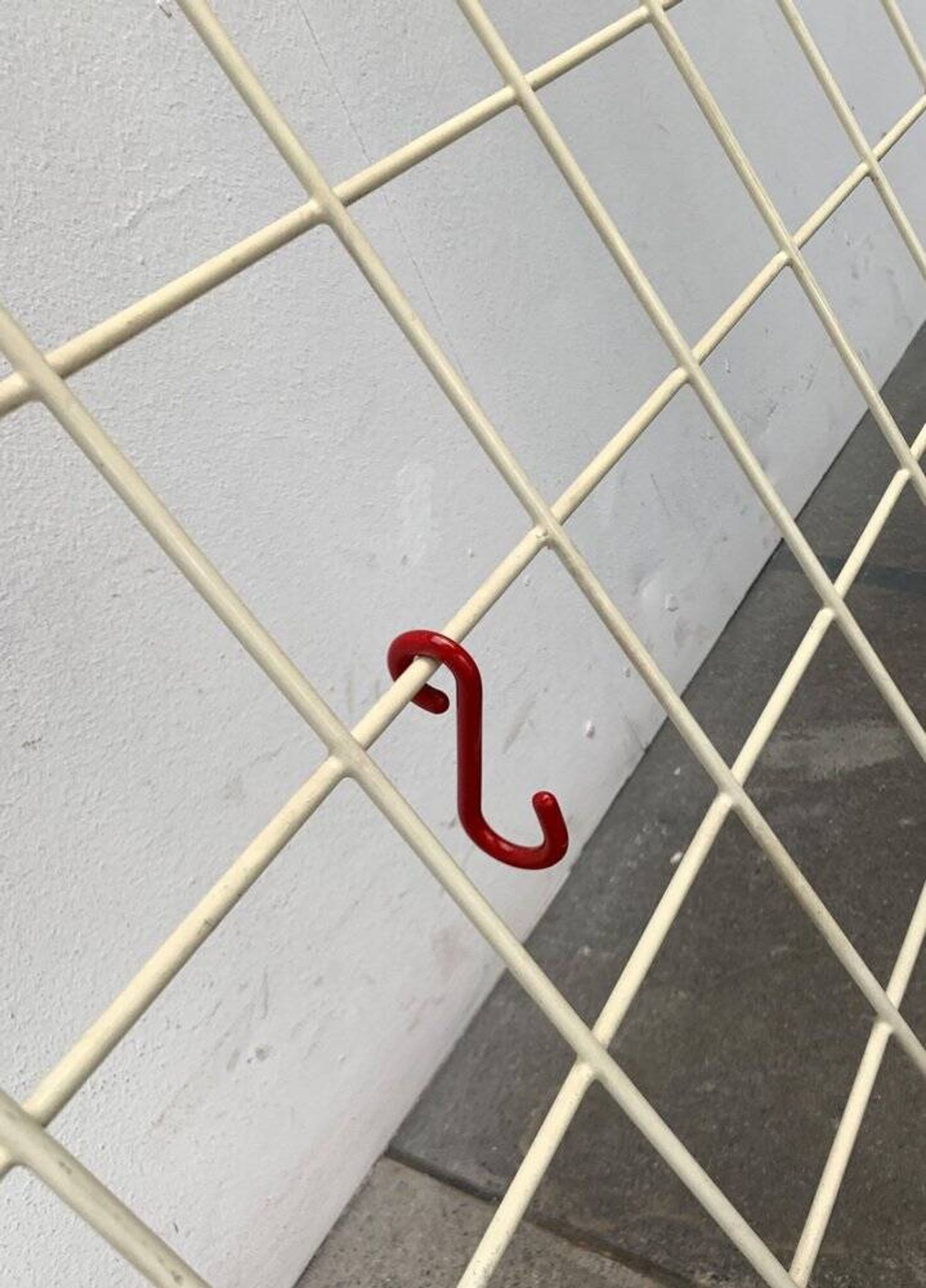 German minimalist Mid-Century coat rack in rope, 1960s