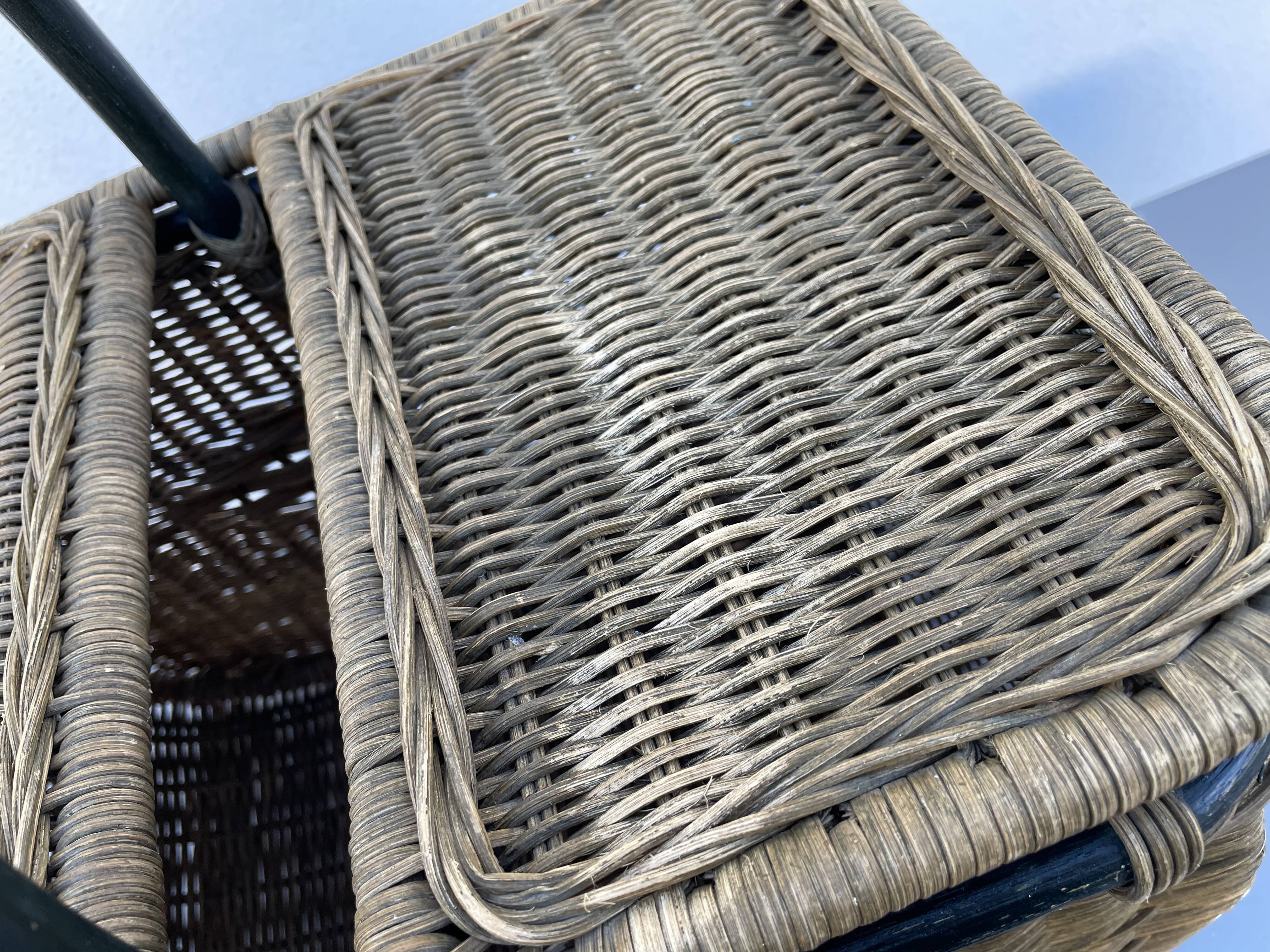 Rattan marrow basket