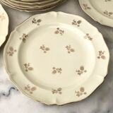 Set of 11 flat plates porcelain from Limoges