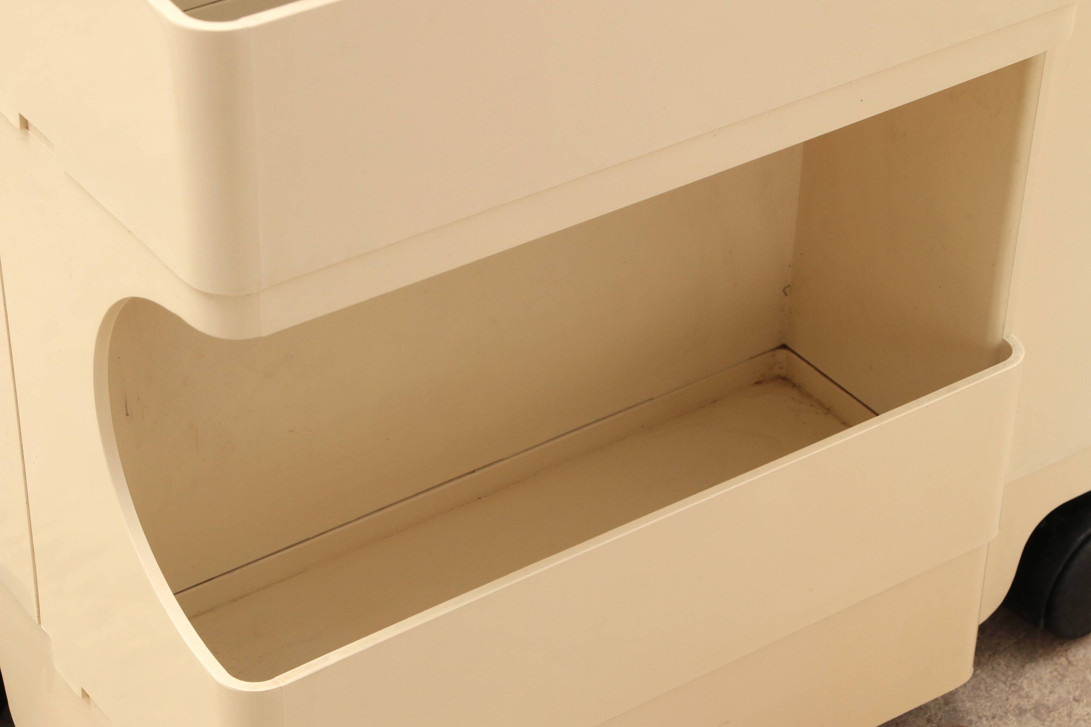 Space Age white Joe Colombo 'Boby' storage trolley, 1970s