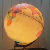 Globe vintage pied en bois