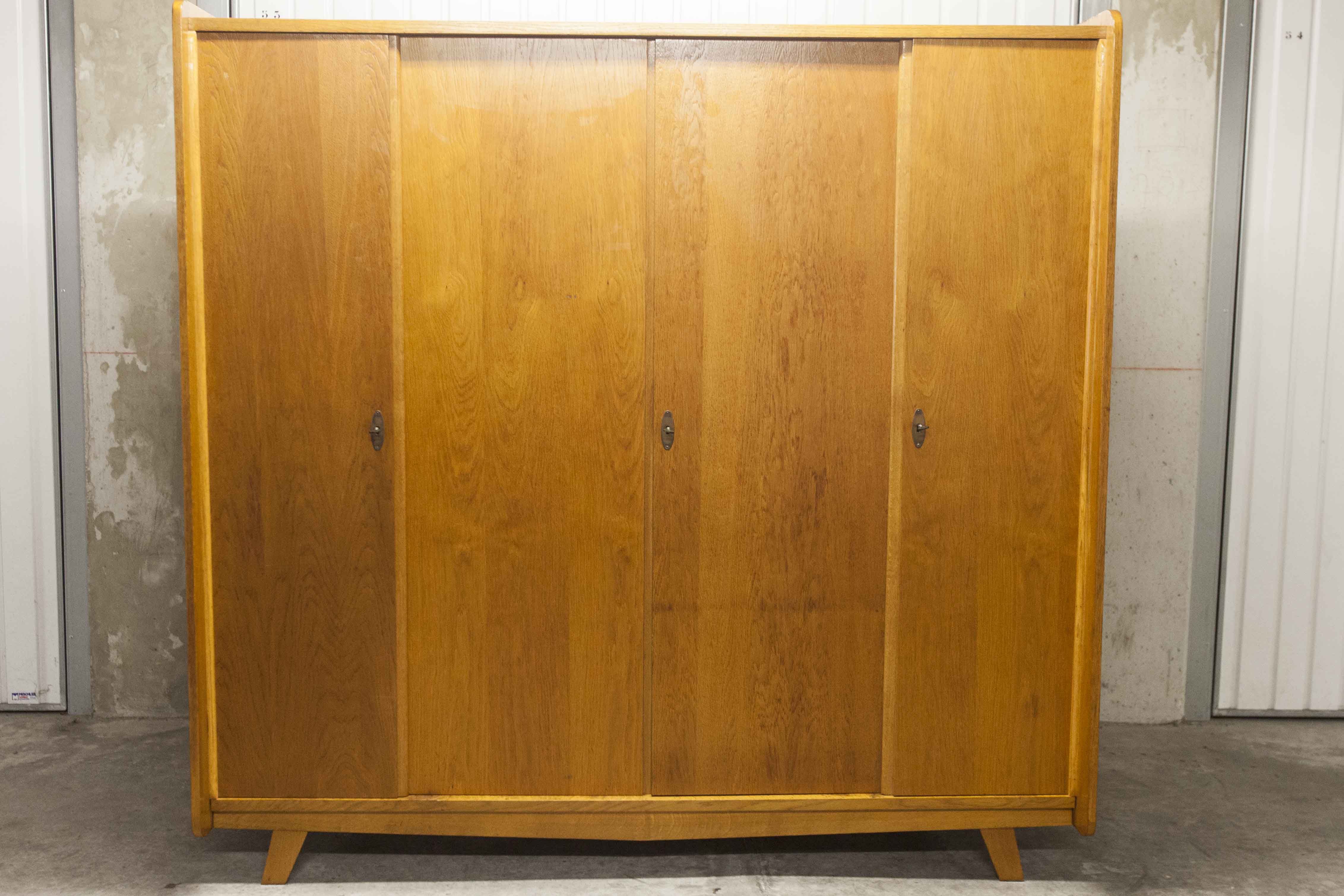Cabinet rockabilly 4 doors 1950