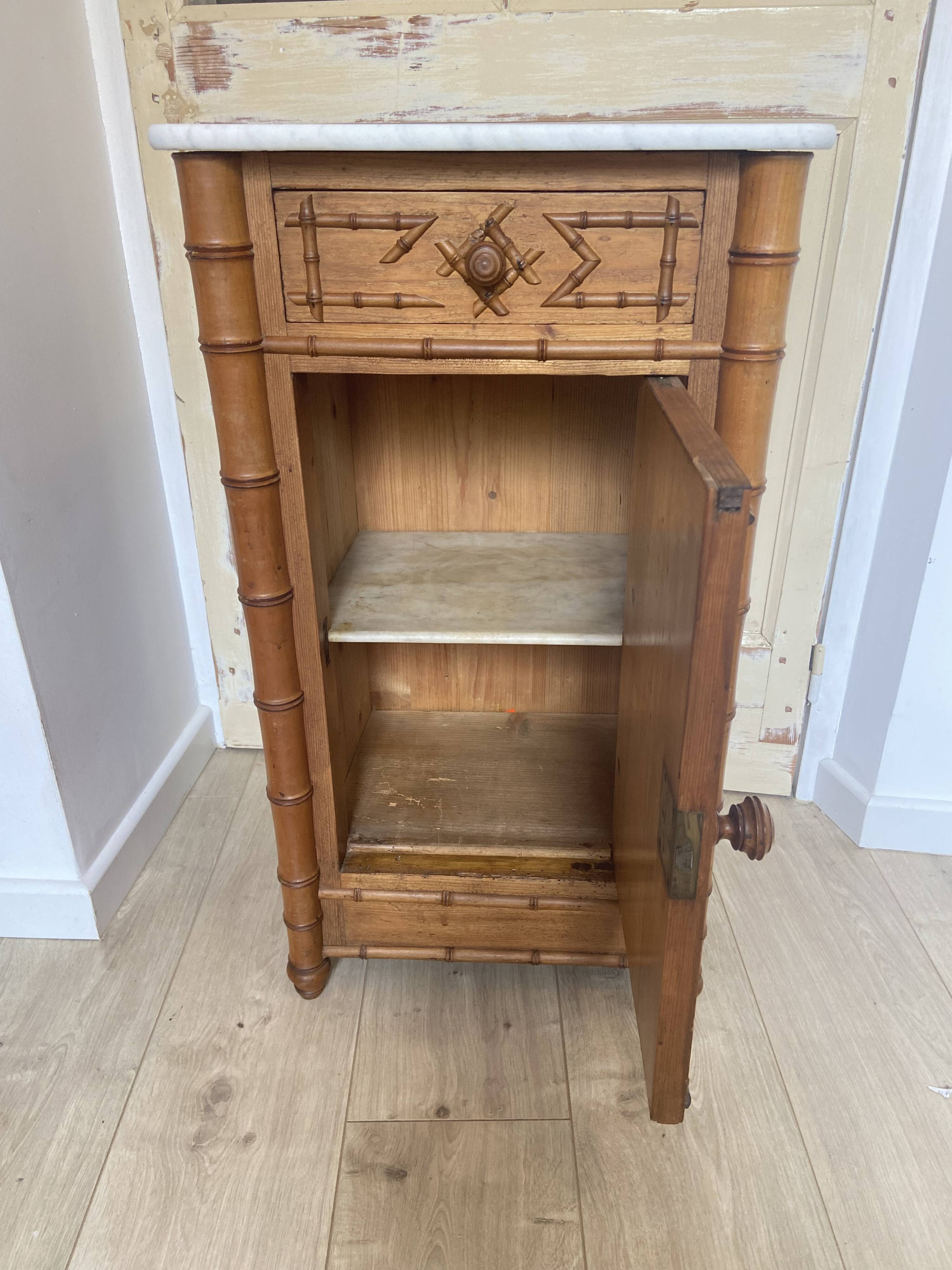Bedside table / nightstand in pitchpin pine wood and bamboo with marble top