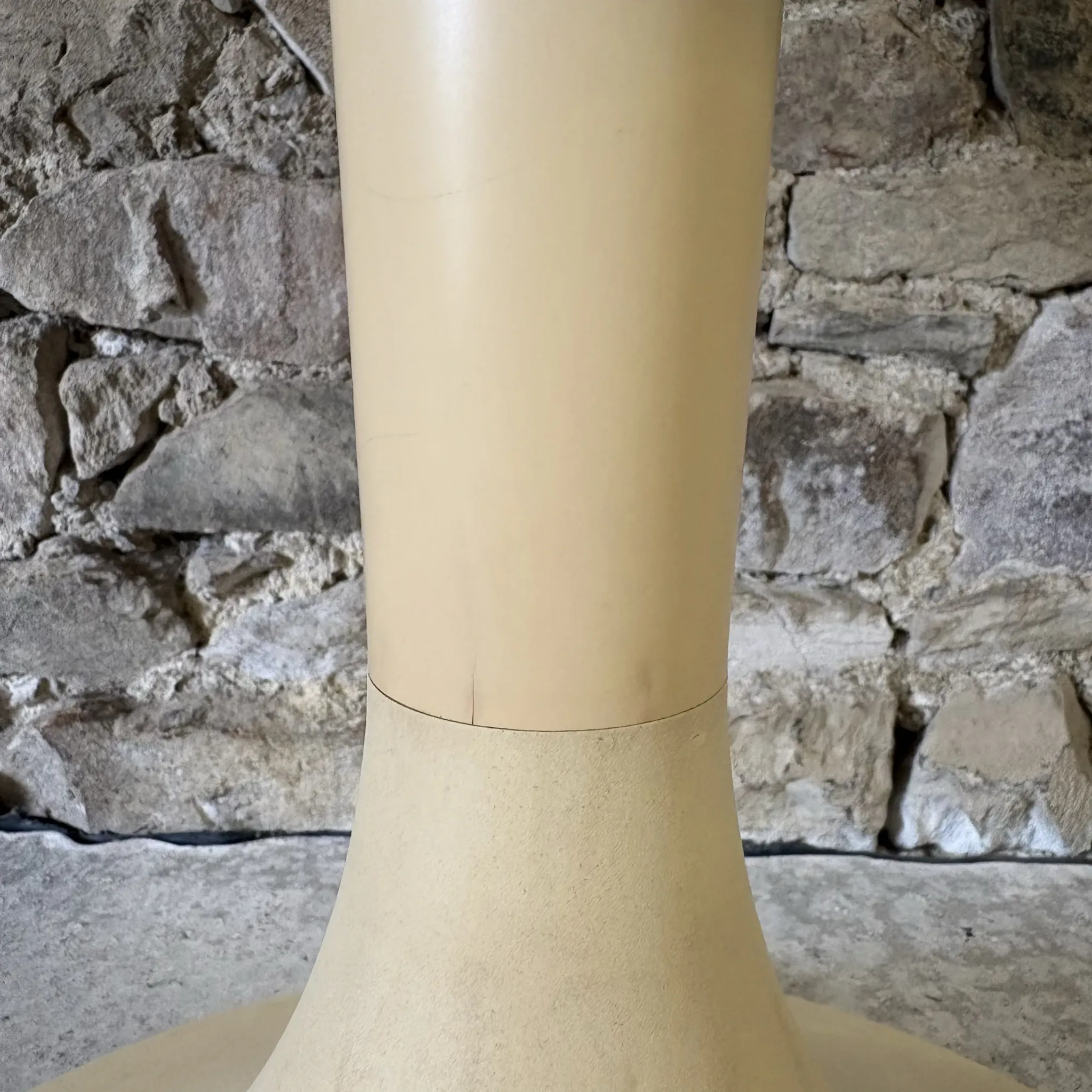 Tulip foot stool in plastic and faux leather, 1970