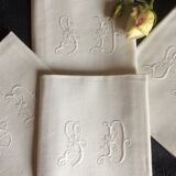 Set of 4 SD monogrammed embroidered napkins