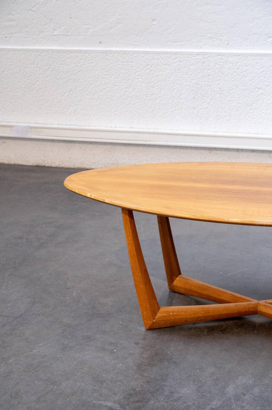 Oval teak coffee table
