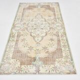 4x7 Light Yellow and Brown Persian Rug, 114x204Cm