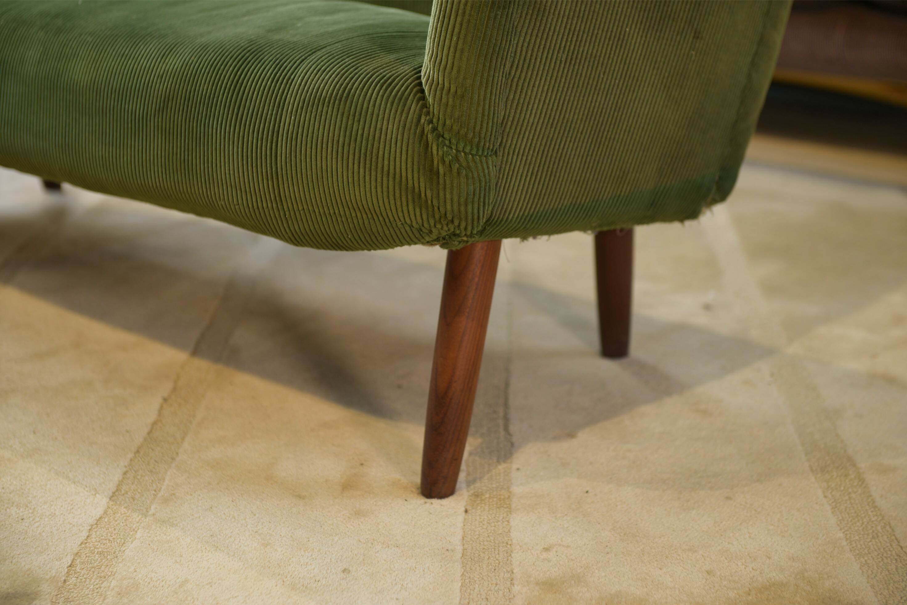 Green velvet canapé 1960s