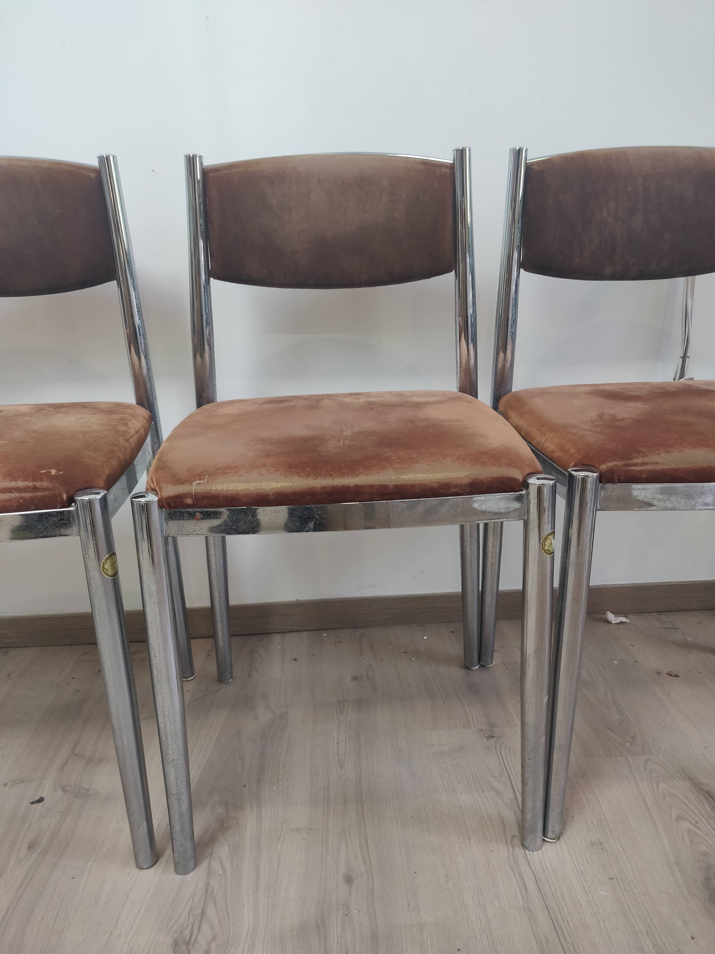 Suite of 4 chairs 70s chrome metal and velvet