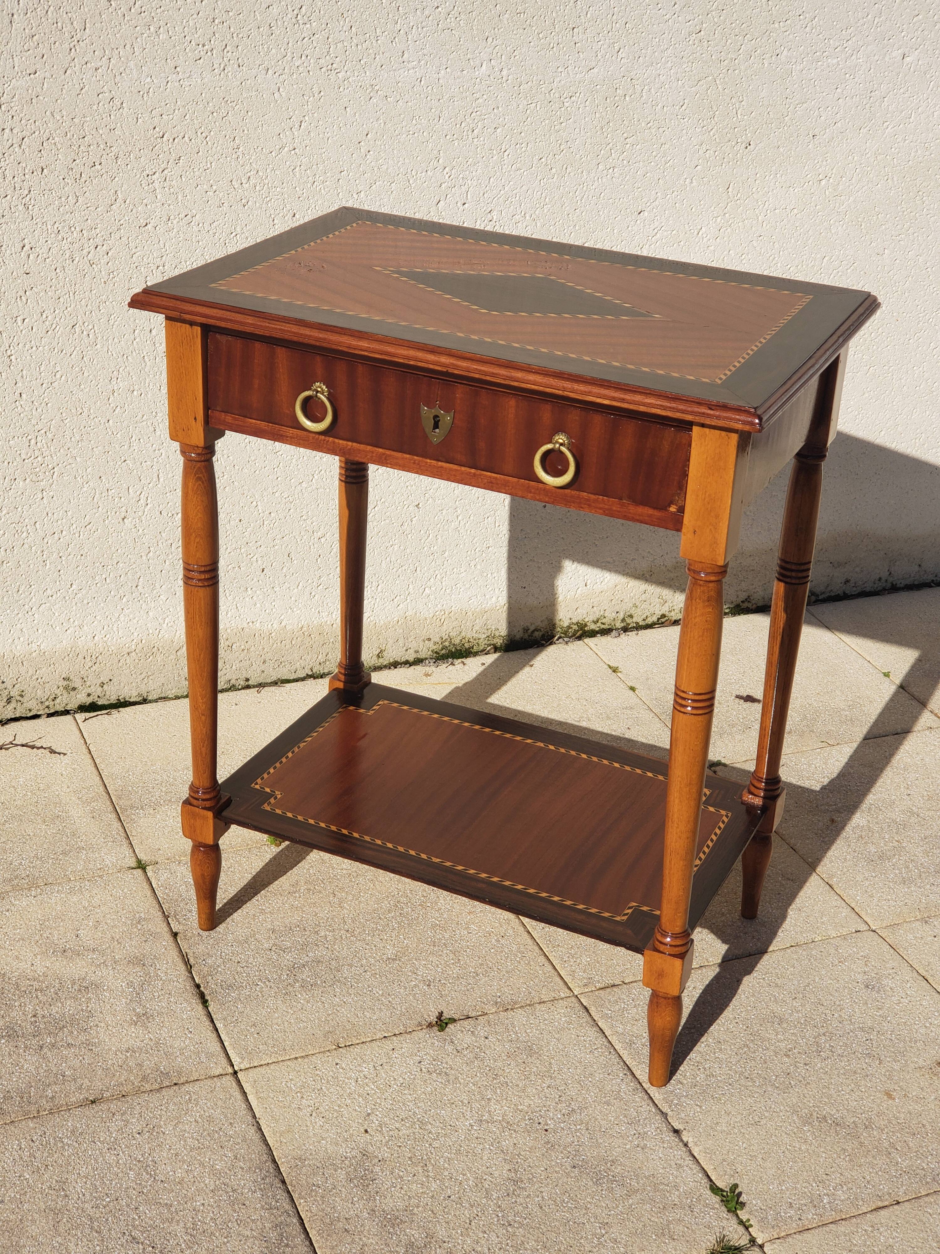 Table d'appoint ancienne console vintage antique marquetée