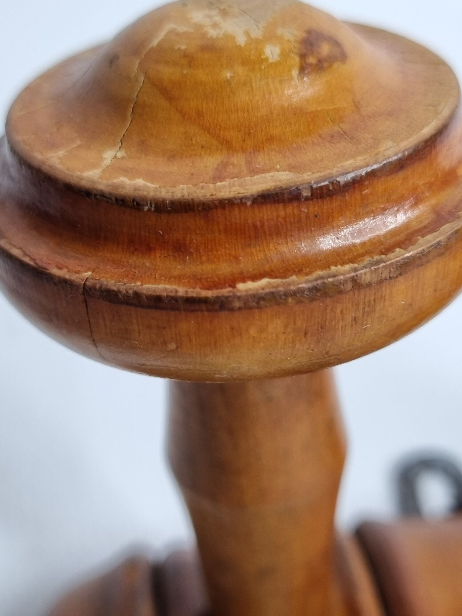 Wall coat rack "Bistrot" 1900 in wood turned in imitation of bamboo 3 hooks