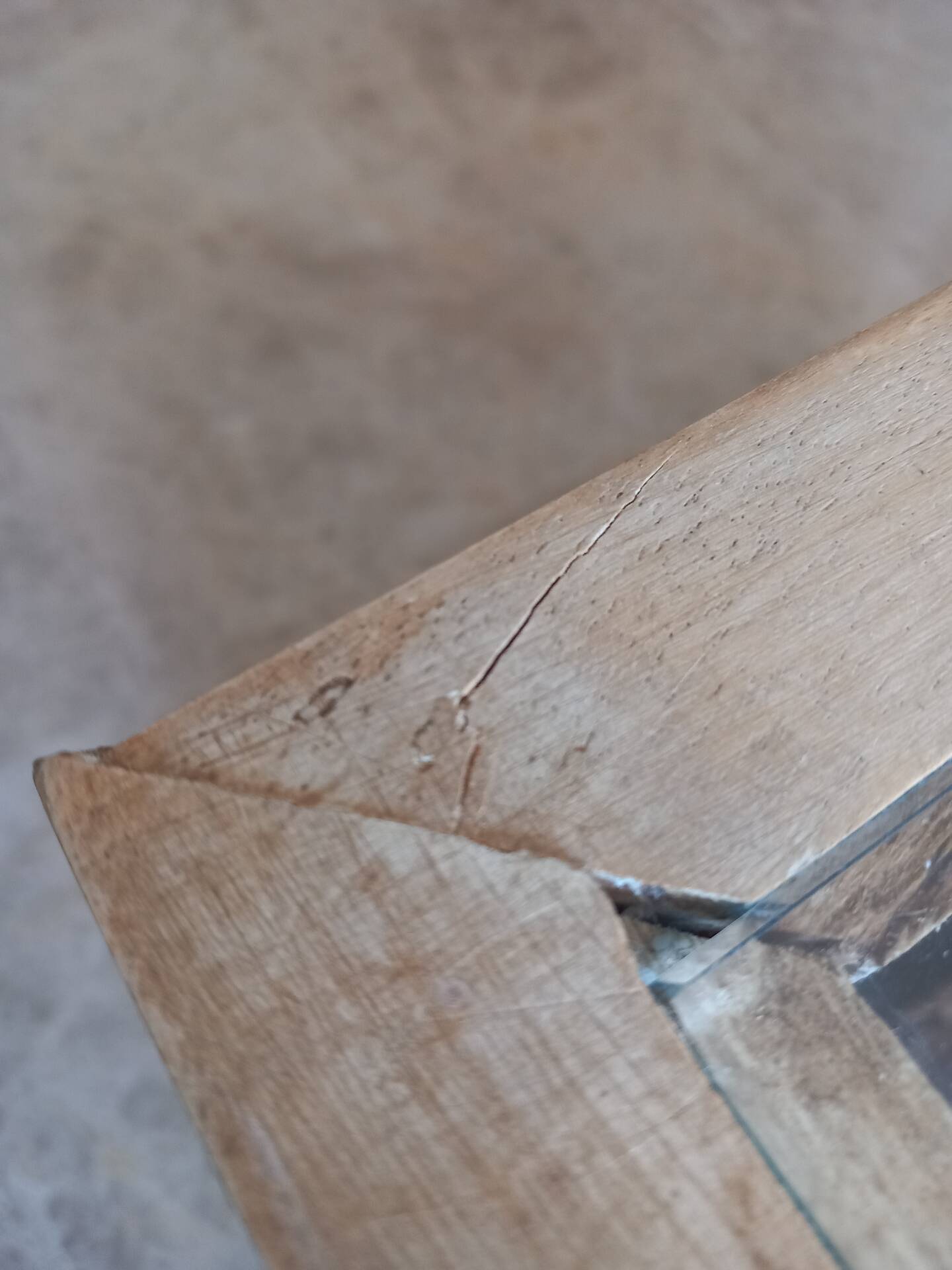 Table basse en bois massif
