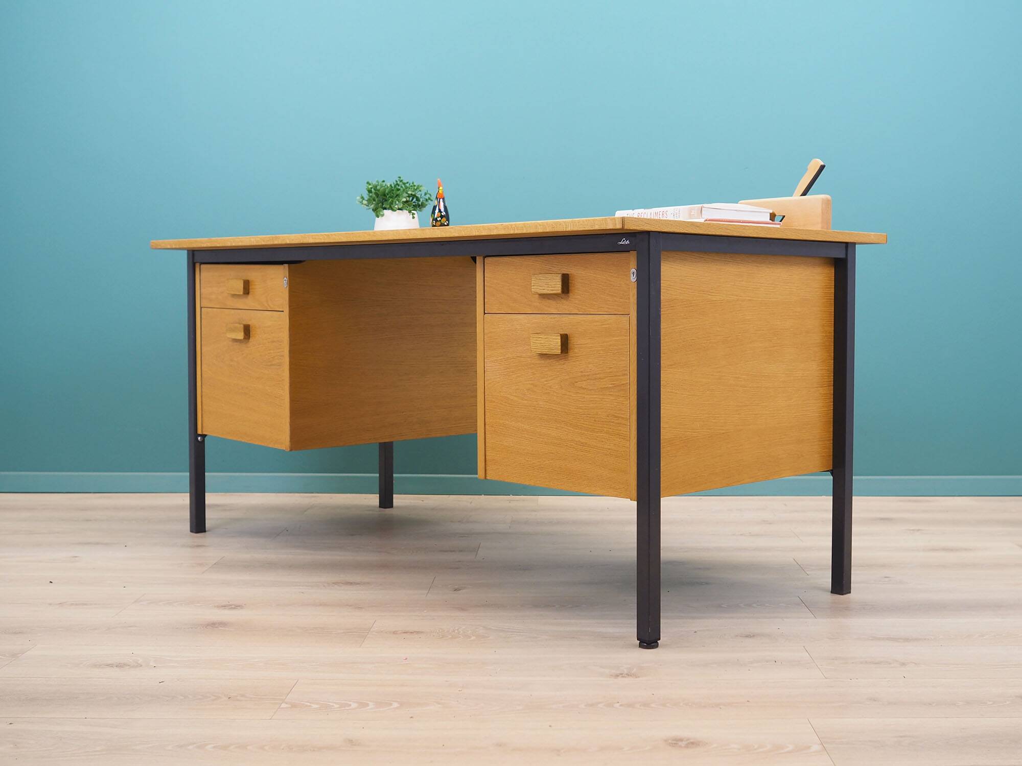 Ash desk, Danish design, 1980s, production: Labofa Møbler