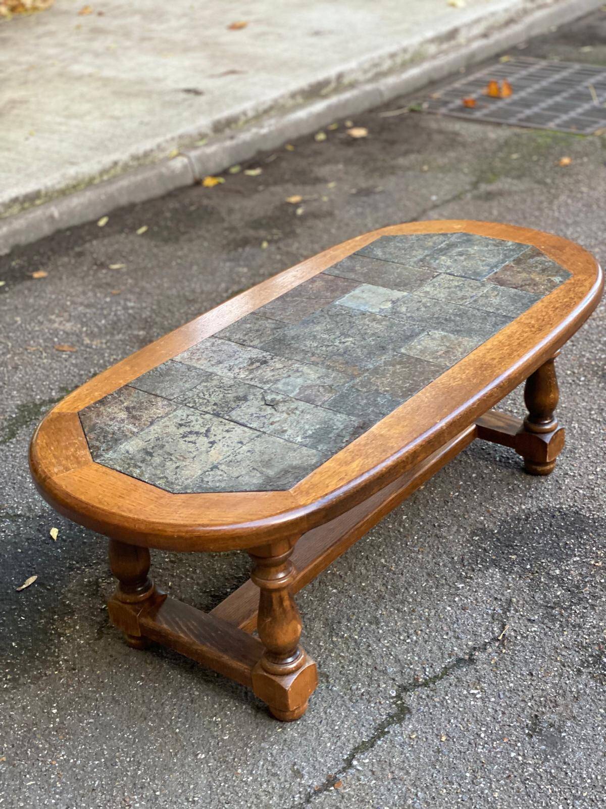Oval coffee table in solid wood and stone, 115x58
