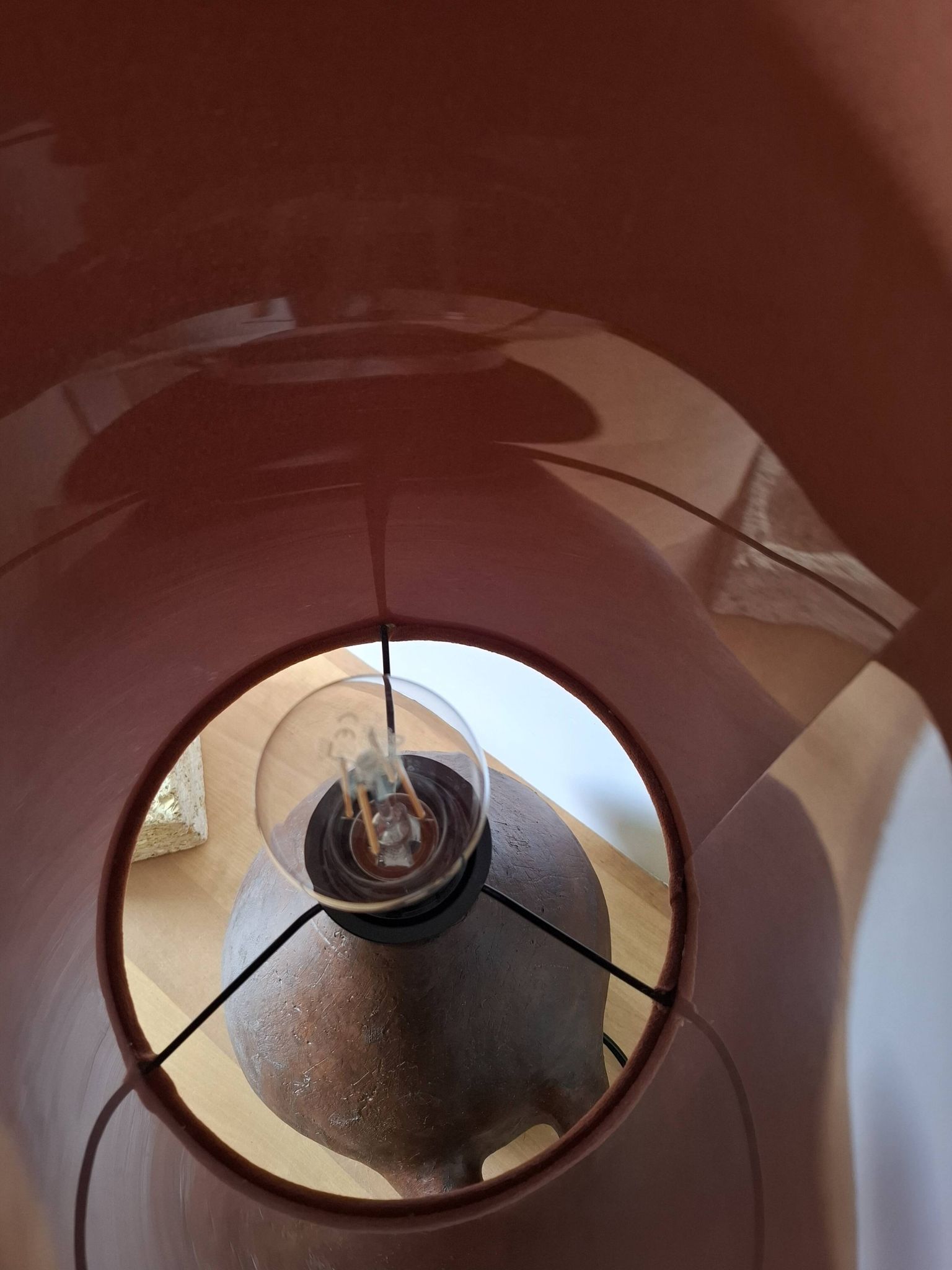 Lampe en terre cuite ancienne