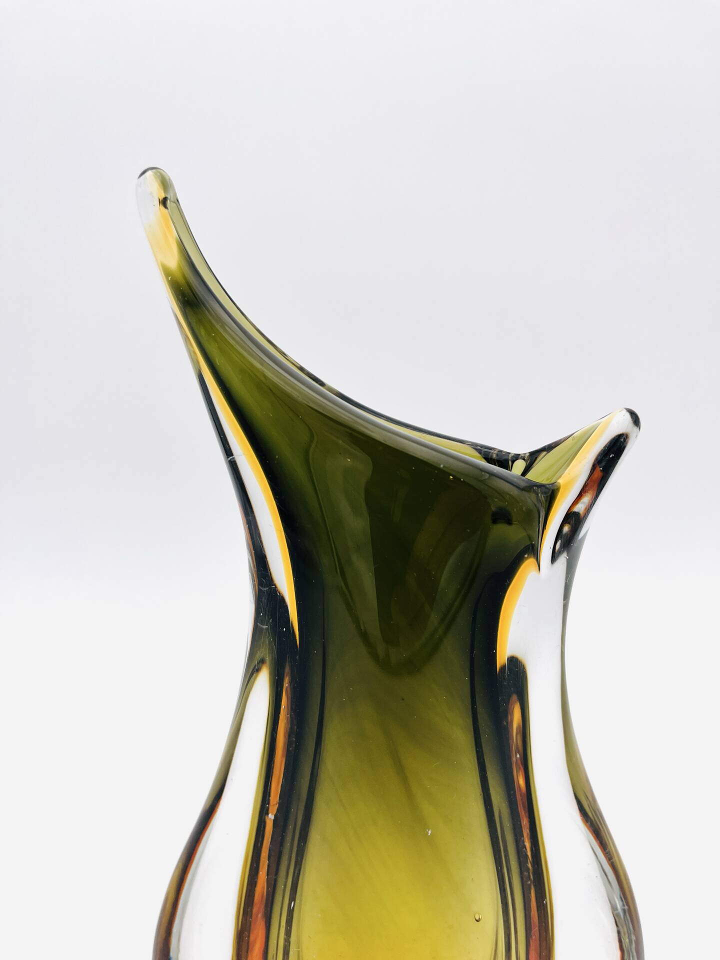 Murano Vase Flavio Poli Seguso Sommerso Green Amber Design 1950s