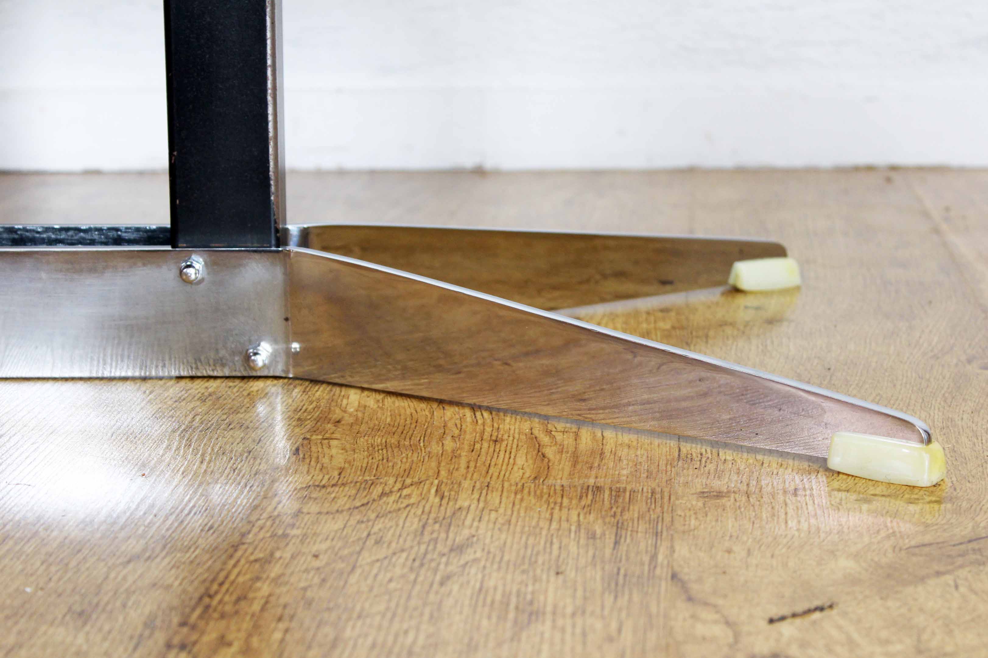 Oval coffee table in 70s green marble