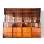 Grande bibliothèque Meubles Oscar par Didier Rozaffy