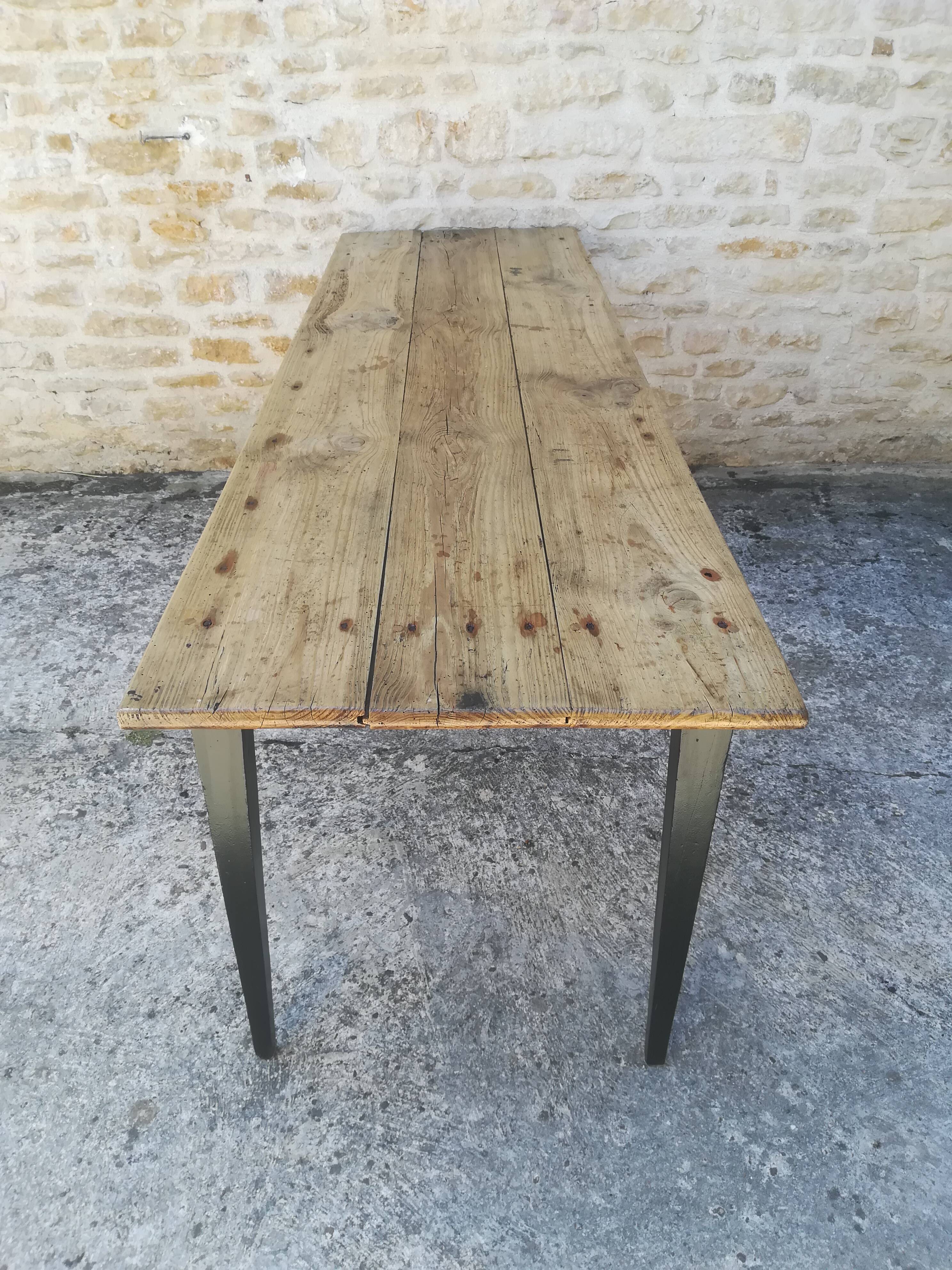 Farm table of 227 cm