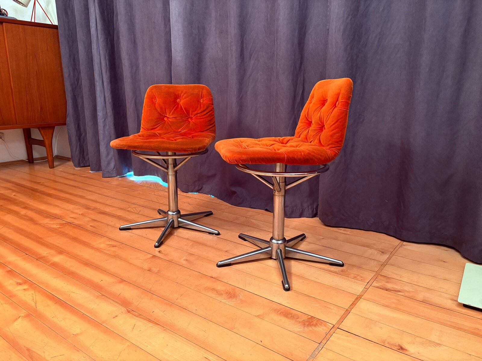 Swivel chairs, 1960s, set of 2