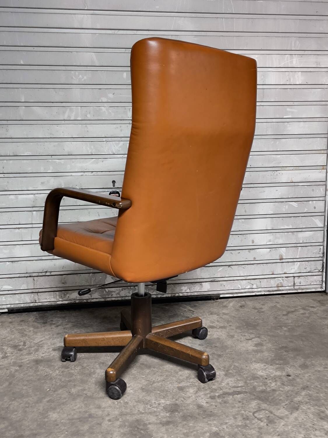 Vintage Knoll armchair