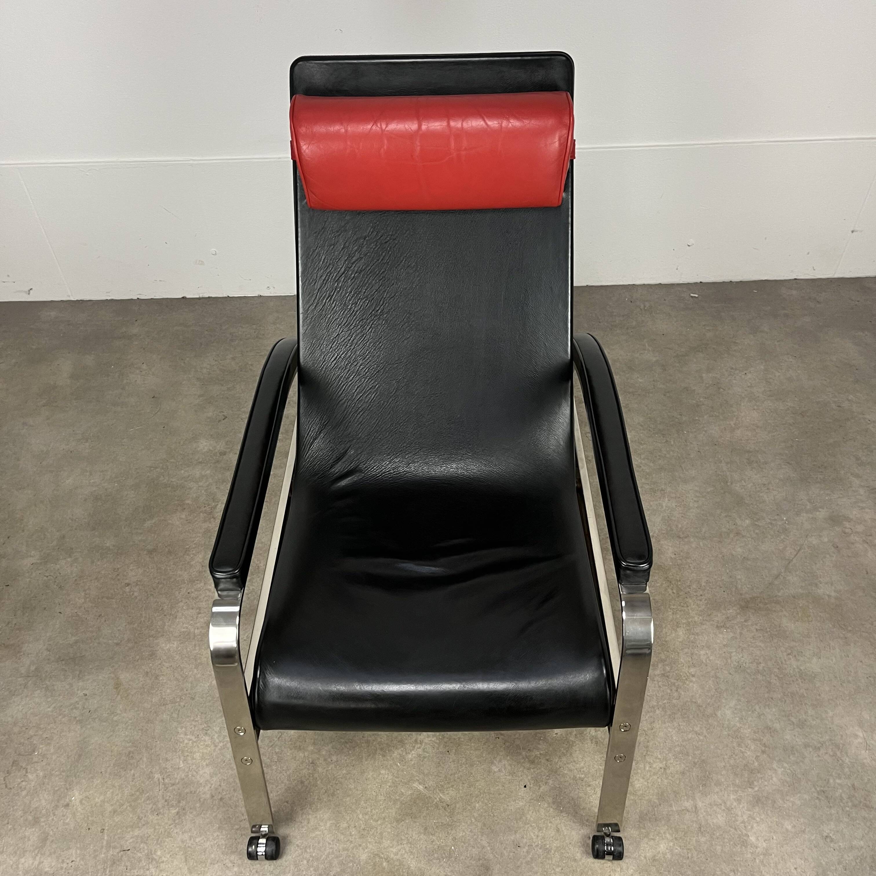 Grand Repos armchair by Jean Prouvé for Tecta