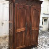 Wardrobe Louis XV Poitou from XIXth in walnut
