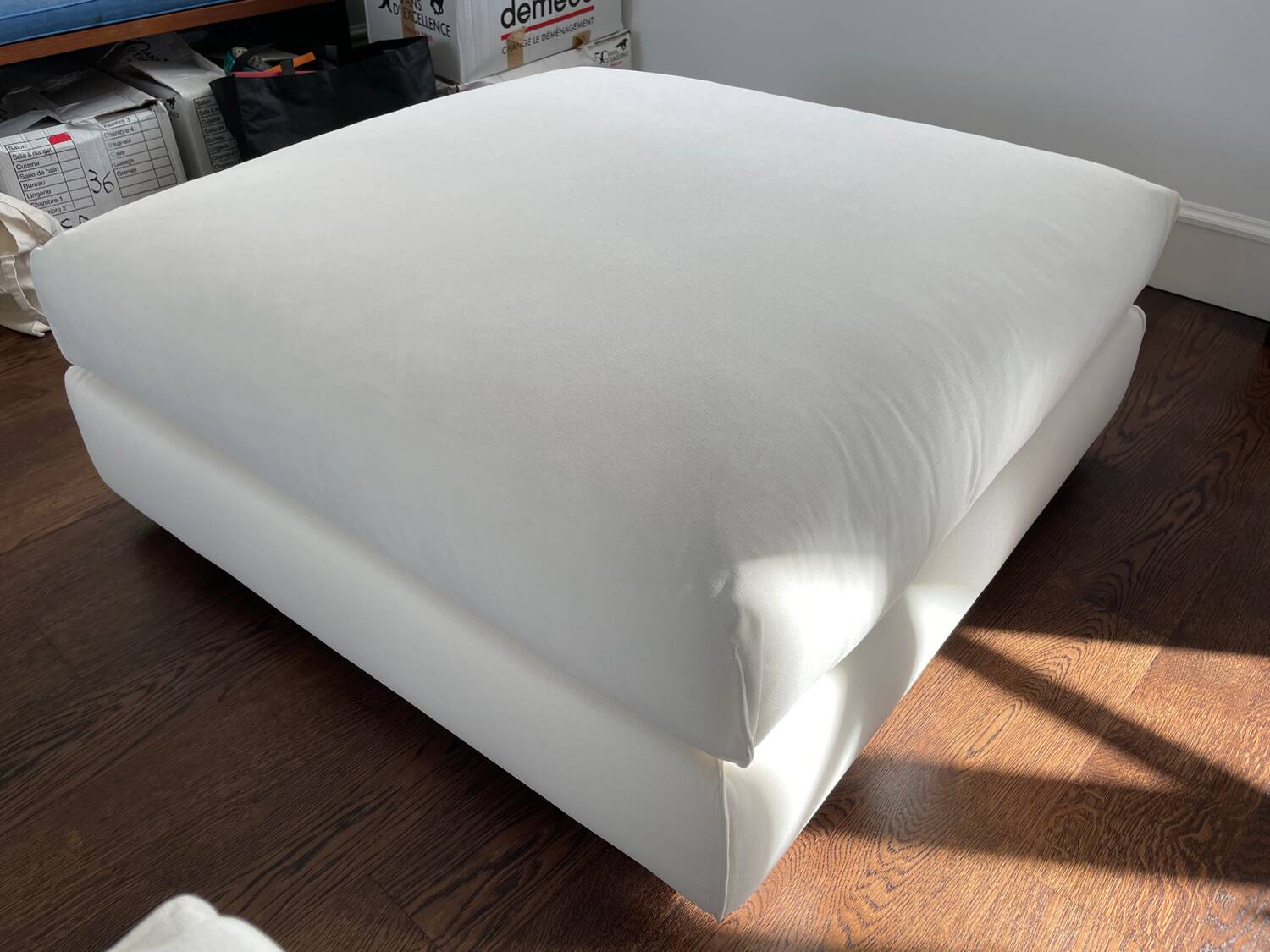 Large square Italian design pouf