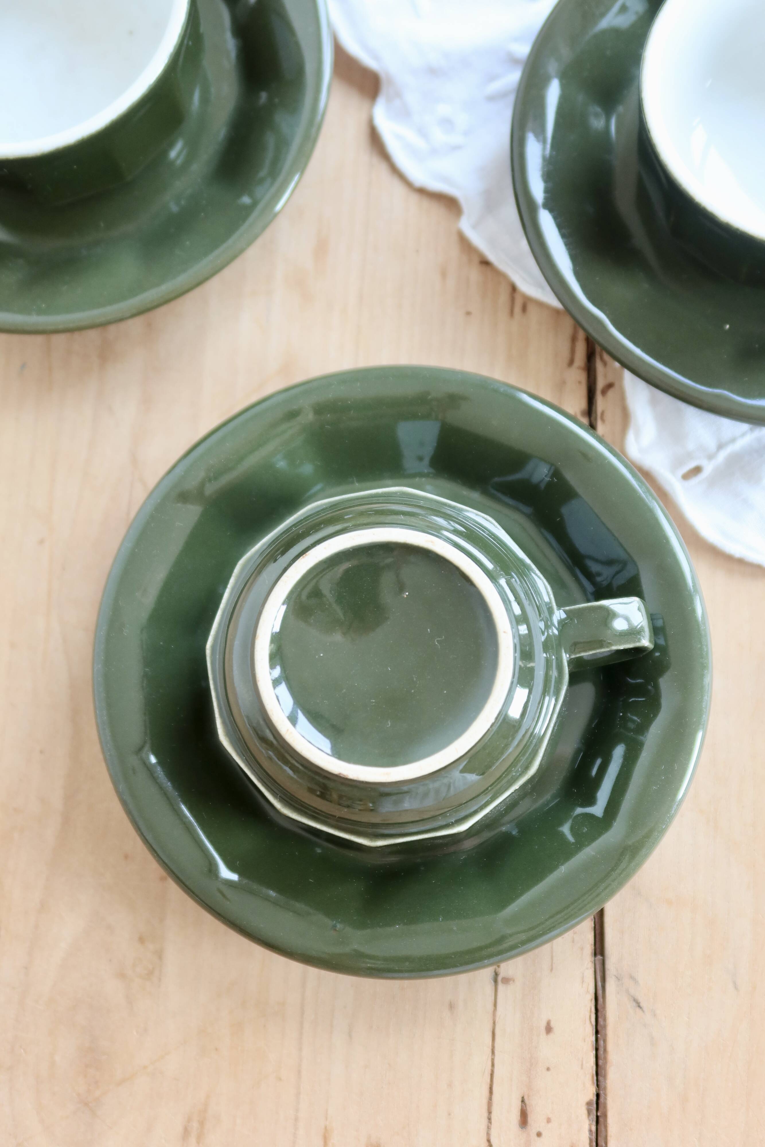 4 tasses à café bistrot vintage avec soucoupes