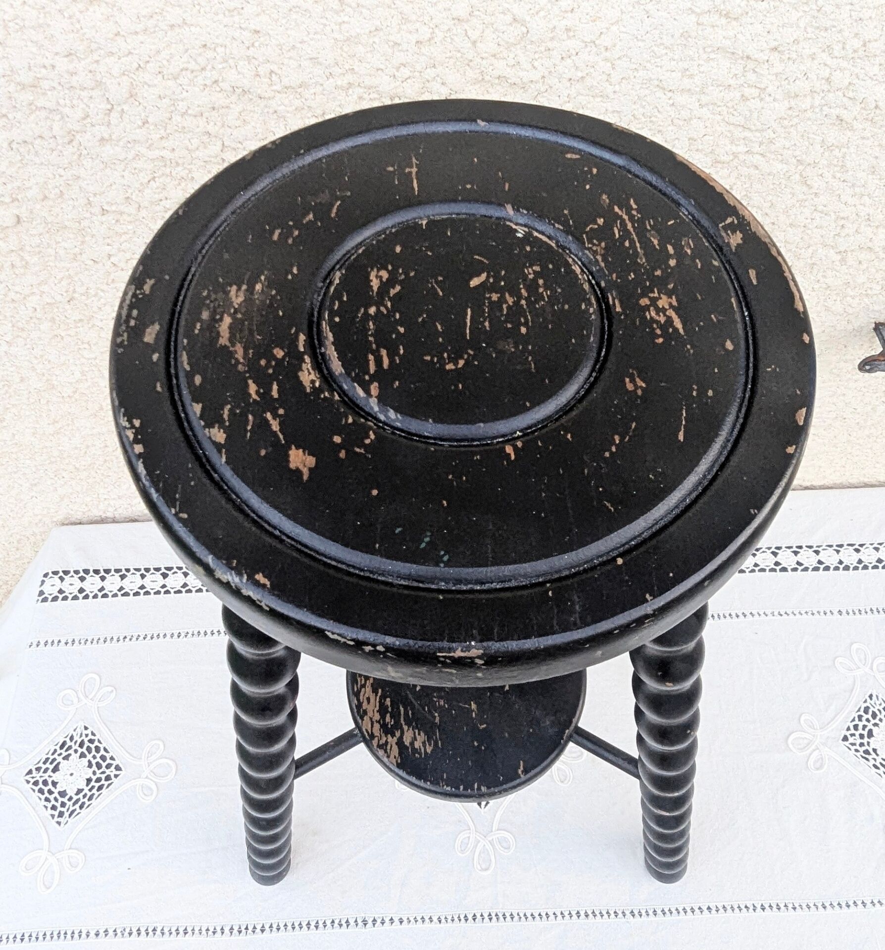 Tripod plant stand vintage brutalist design side table 50s 60s