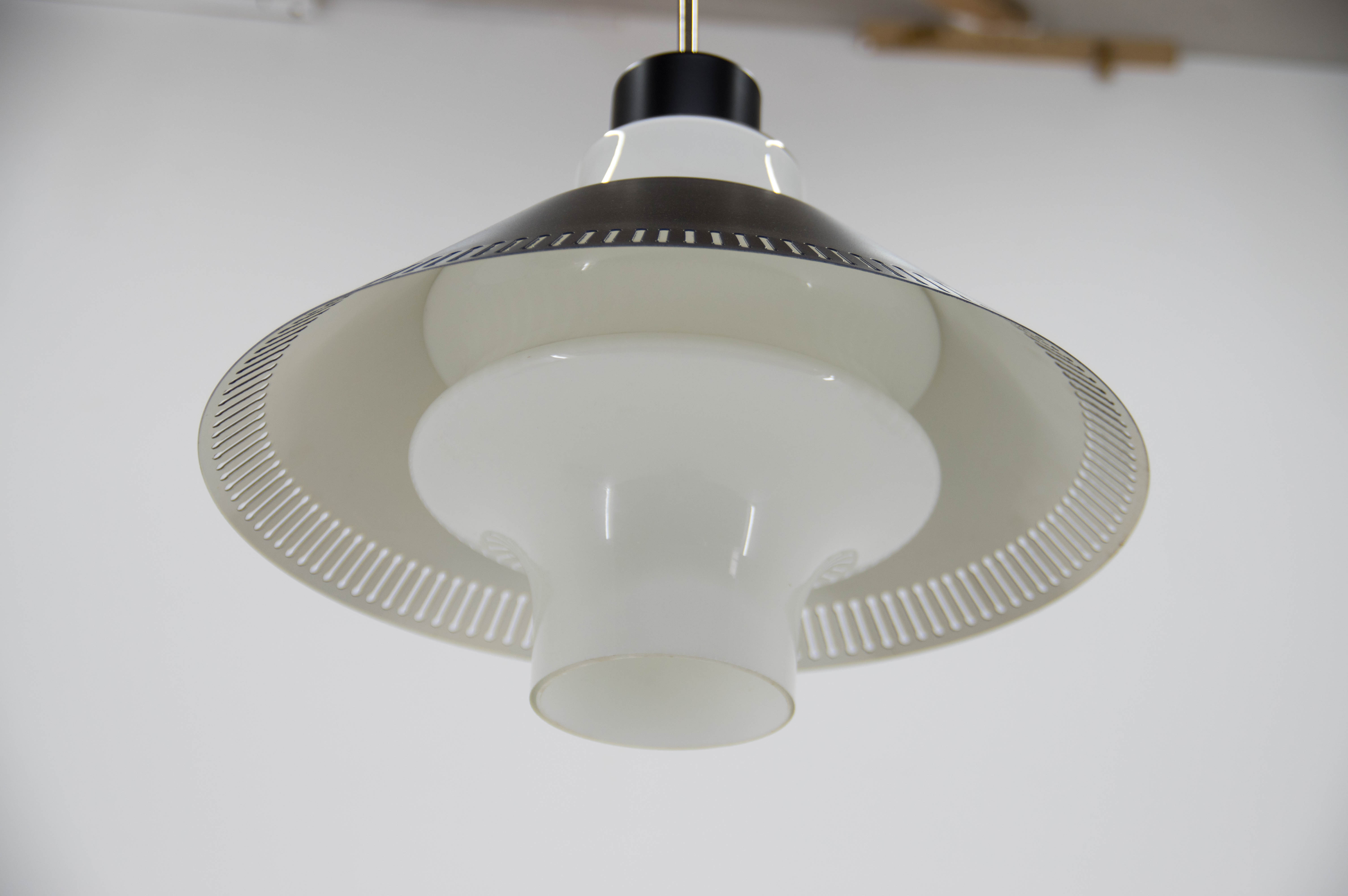 Lustre mid-century par Napako, Tchécoslovaquie, années 1970