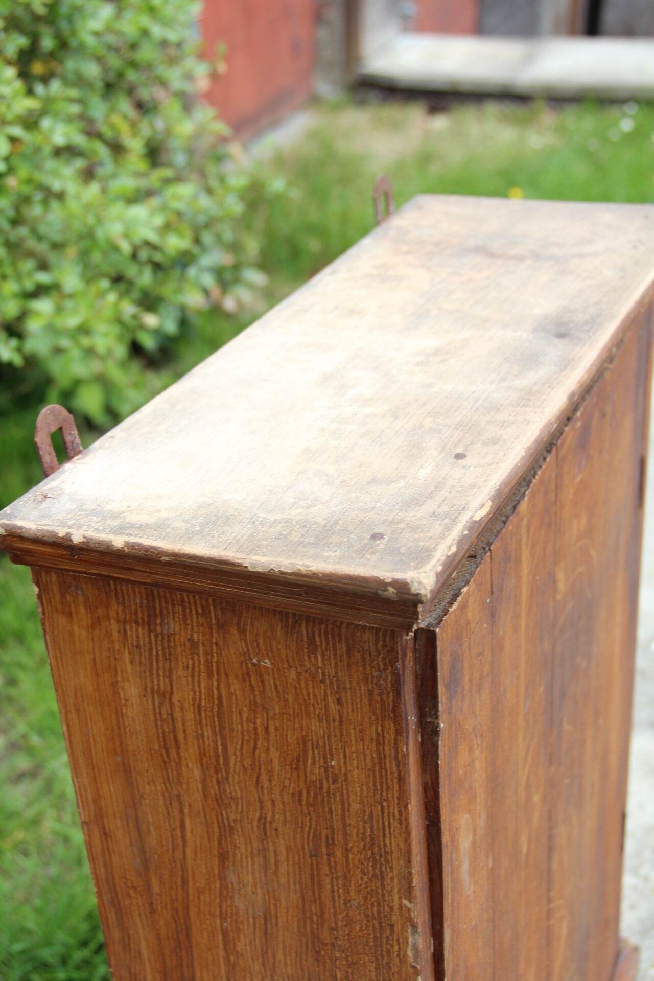 Workshop pharmacy furniture