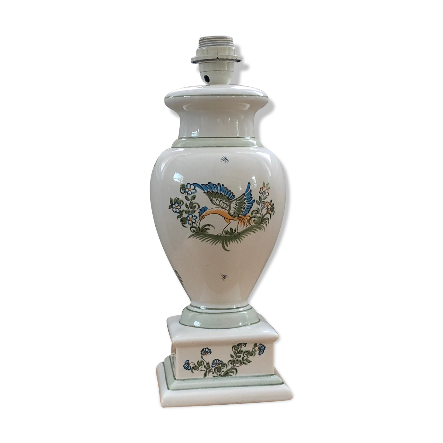Pied de lampe ancien en porcelaine de Moustiers