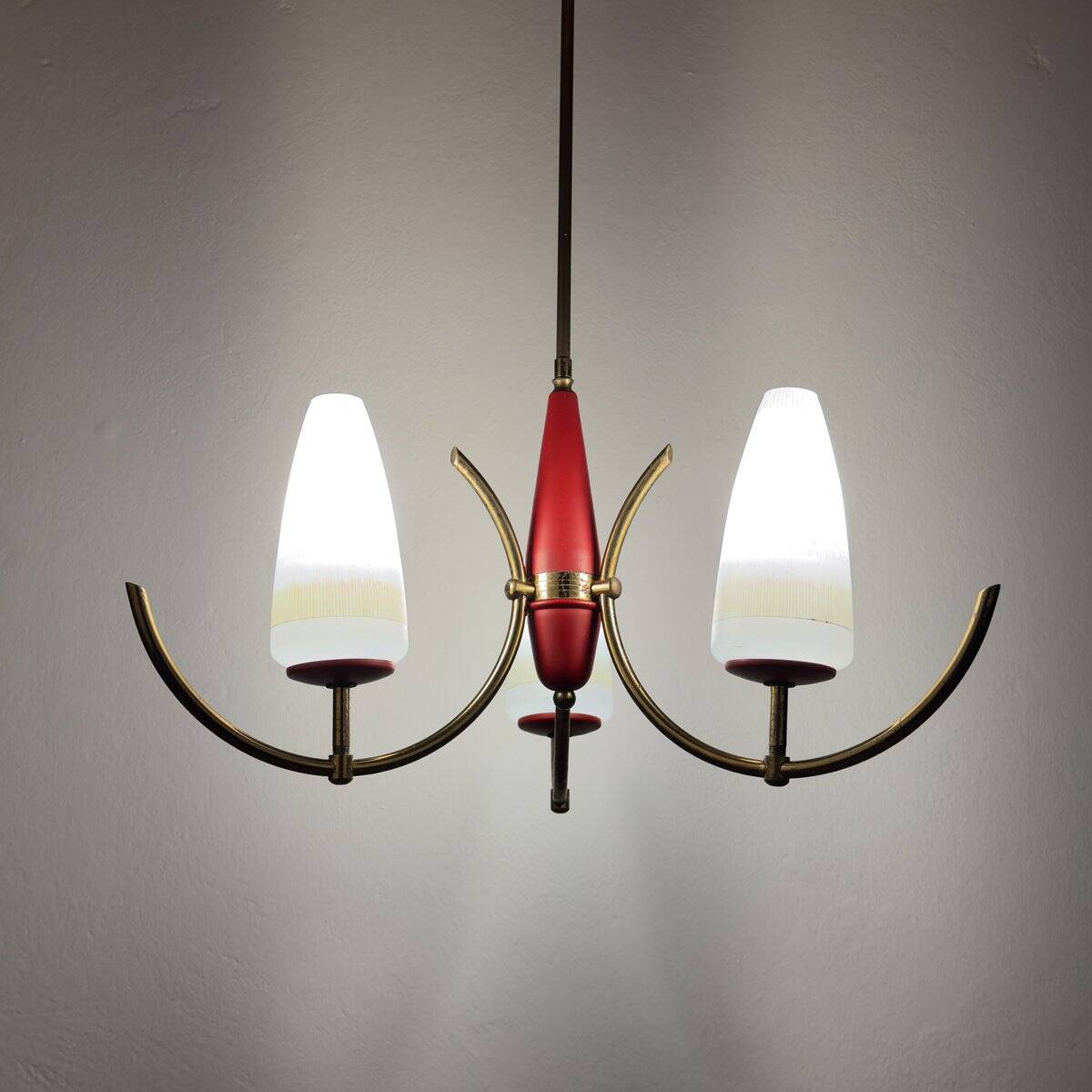 Mid-century chandelier by Stilnovo, Italy, 1940s-1950s.