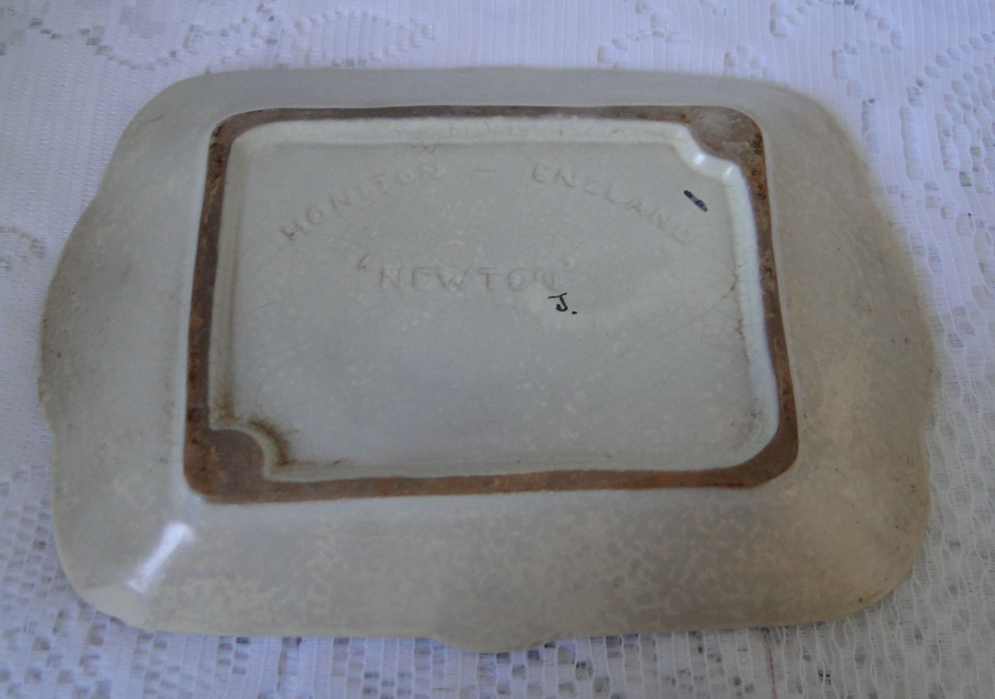 Empty cup ceramic pocket honiton england newton