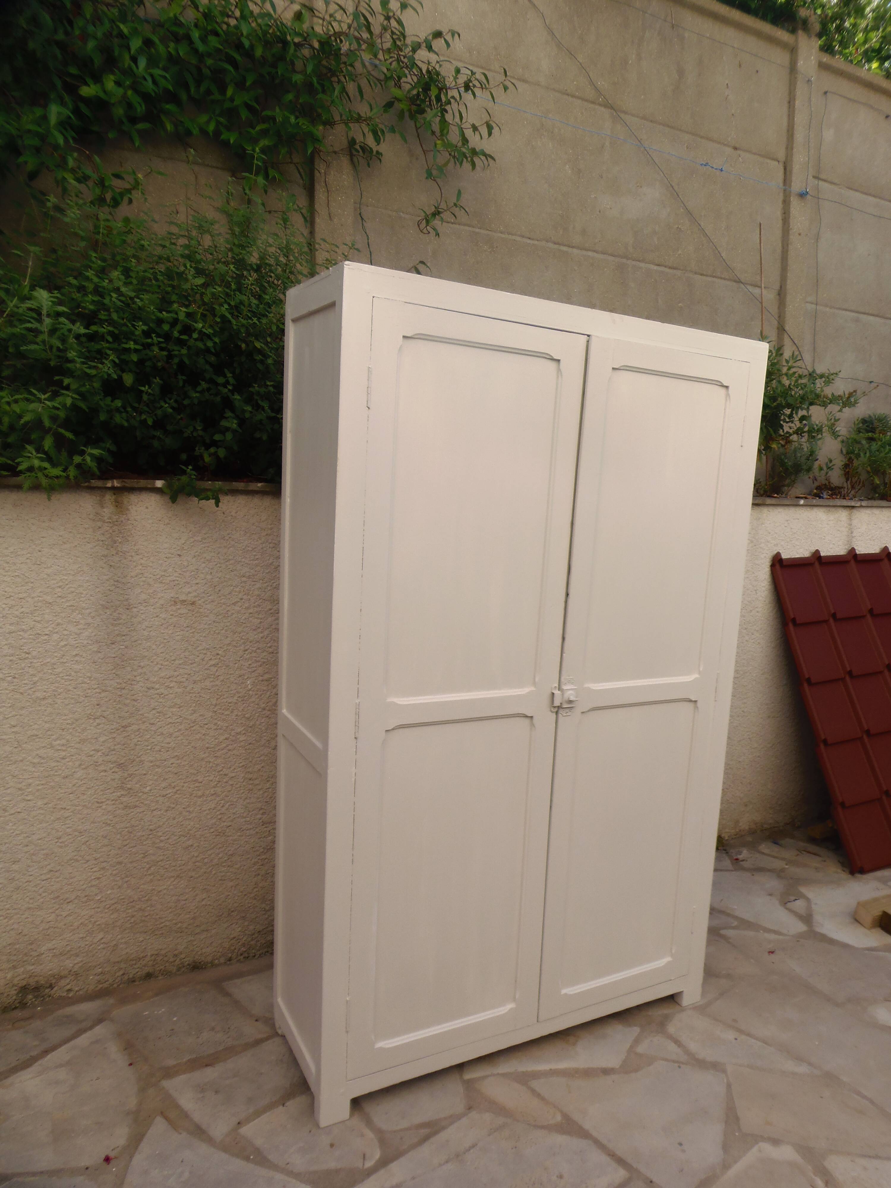 Vintage Parisian wardrobe enhanced in pearl grey.