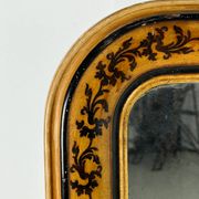 French mirror flower motive