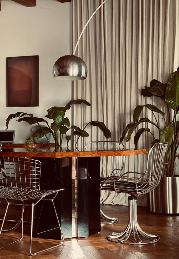 Table à manger loupe d’orme Roche Bobois Jean Claude Mahey vintage