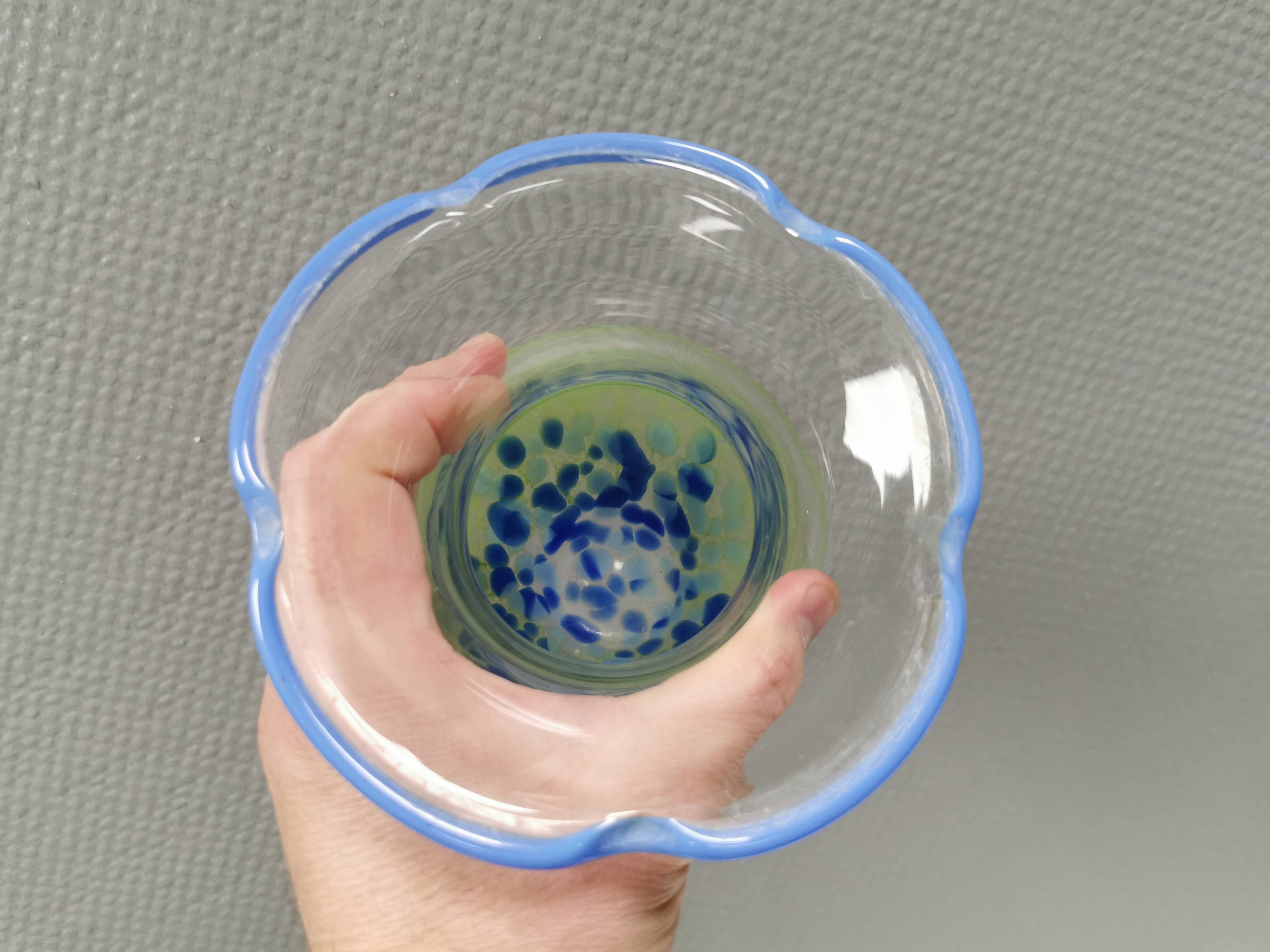 Vase conçu par Monica Backström pour Kosta Boda