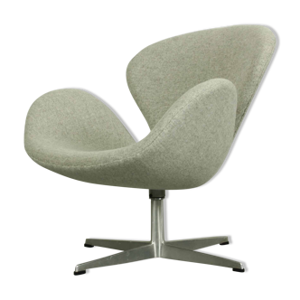 Svanen or Swan Chair by Arne Jacobsen for Fritz Hansen, 1960s