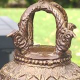 Cloche de temple antique/décor lord ganesh feng-shui. en bronze patiné brune