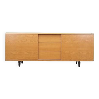 Buffet en frêne, design danois, années 1990, fabriqué par Skovby