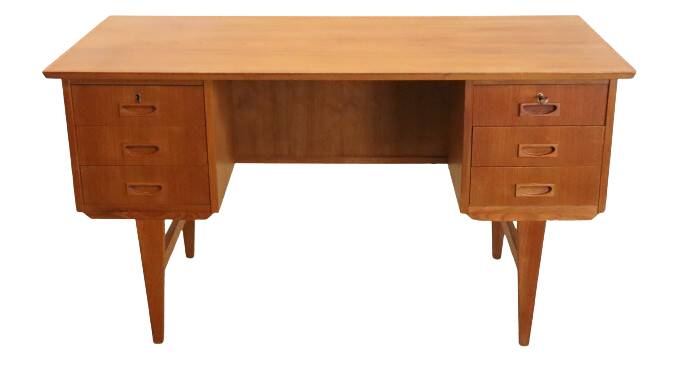 Deens bureau 'Haurvig' - teak mid century